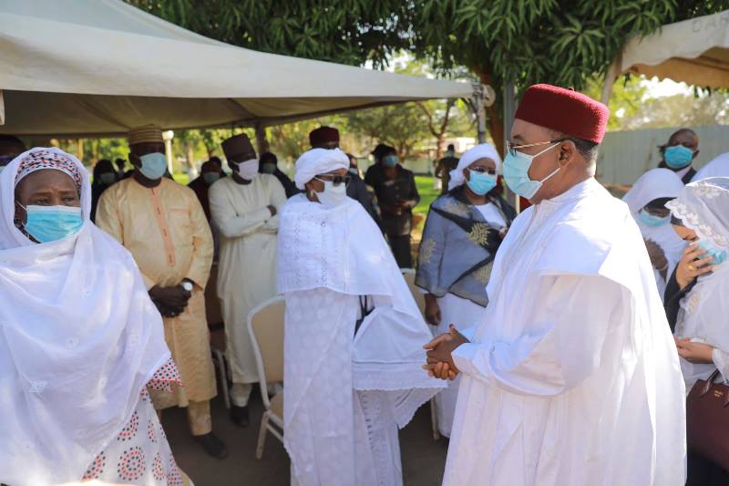 Issoufou levee corps Mme Abdoulaye Diori Khadidiatou Ly BIS