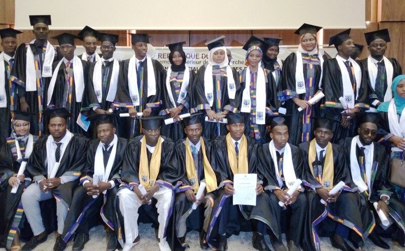 remise diplome UASTM photo etudiants