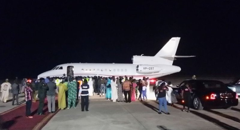 Yahya Jammeh aeroport de Banjul 3
