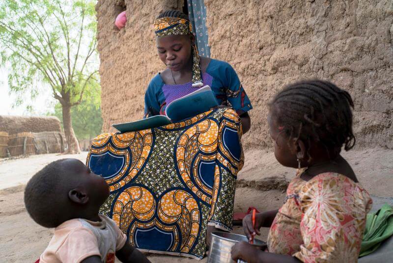 mere et ses enfants mariage precoce