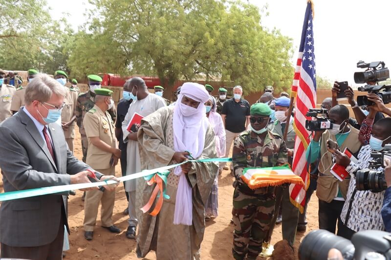 remise materiel USA Niger BIS2