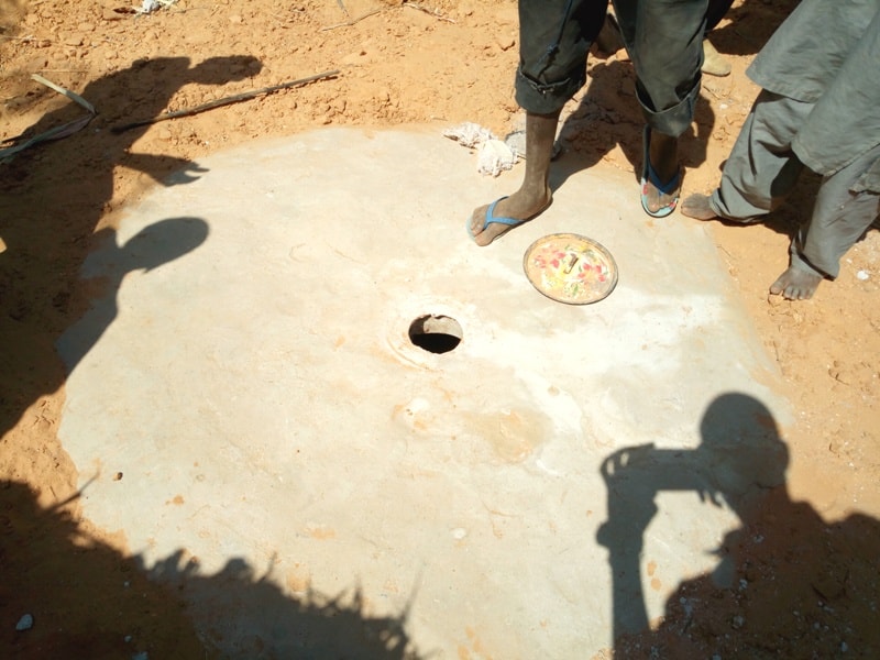 latrine a Wogon min