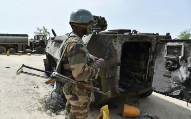 vehicule detruit apres attaque boko haram