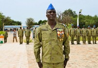 Armée de l’Air : le colonel Alka Mahaman Sani désormais aux commandes de la Base aérienne 101 de Niamey