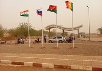 Embellissement urbain et coopération internationale: les ronds-points de Niamey ornés des drapeaux de l&#039;AES et de la Russie