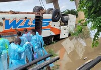 Glazoué : 23 corps repêchés après l’extraction du bus de la compagnie STM englouti dans l’Ouémé, 19 disparus toujours recherchés