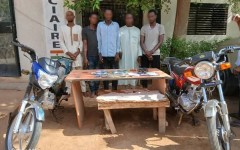 Zinder : deux bandes de voleurs de motos démantelées, dont un ex-détenu armé en quête de recrues pour des braquages