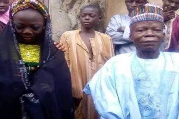 Nigeria : un homme de 74 ans, qui se marie pour la première fois révèle la cause de ce retard