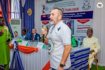 Conférence du MIR-Niger : l'ONG EMMNR met en avant ses cours de langue russe pour renforcer la coopération entre le Niger et la Russie
