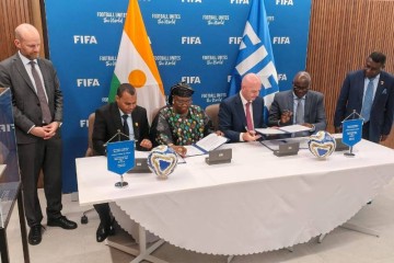 Football for Schools : le Niger signe un accord historique avec la FIFA pour révolutionner l'école par le football