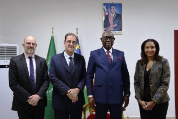 Centrafrique – France : derrière le prêt, le retour d’une influence masquée ?