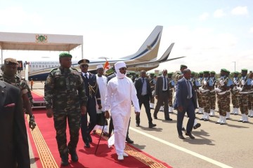 Niamey : le Maréchal Mahamat Idriss Déby Itno accueilli en grande pompe pour une visite d’amitié et de travail au Niger