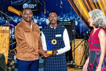 Niger FPV sacré vainqueur, rafle l’unique Prix de l’Innovation MAKE AFRICA 2025 grâce à son pulvérisateur Gona Innov (GINO)