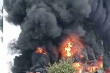 Bénin : une quarantaine de morts et des dégâts importants dans l’incendie d’un entrepôt de carburant fraudé à Sémè-Kraké