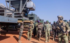 Mali : le Président de la Transition dote le Génie militaire de nouveaux équipements