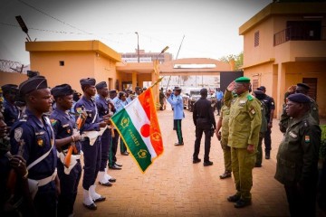 Sécurité intérieure : le ministre Toumba à la Direction générale de la Police nationale pour soutenir les efforts des gardiens de la paix