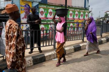 Nigeria : l'élection des gouverneurs prévue samedi est repoussée d'une semaine (Inec)