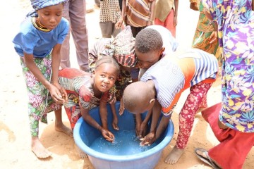 Zinder : grâce à l'UNICEF et aux fonds DGIS, 240 000 personnes libérées de la corvée d'eau et de la défécation à l'air libre [reportage]