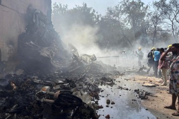 Crash aérien en Inde : un vol Air India s’écrase peu après son décollage avec 242 personnes à bord