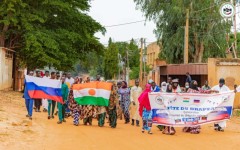 Niamey : l’ONG EMMNR célèbre la Journée du drapeau russe sous le signe de l’amitié entre les peuples