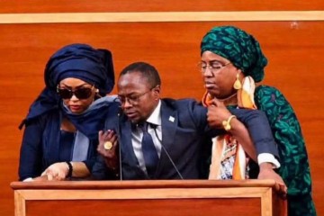 Sénégal : le Président Diomaye opte pour le référendum après l’adoption controversée d’une révision de la Constitution par le Parlement