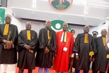 Inauguration mémorable de l'Ordre International des Écoles Africaines à Abidjan: Le Directeur Général de l'IAT Mr Hamidou Hamadou, et de l'IPSP Mr Abdoulaye Maiga Sanda, font partie intégrante des fondateurs de cette organisation.