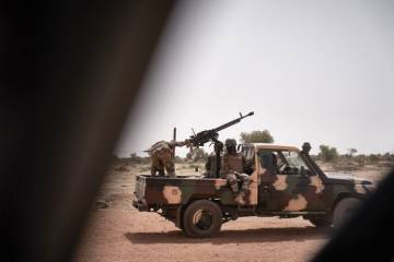 Mali : 49 civils et 15 militaires tués lors de deux attaques terroristes dans le nord du pays (Officiel)