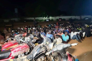 Niamey : 300 personnes interpellées dont 33 mineurs et 6 femmes lors de l’opération “Garkoi ou Korey” contre la drogu