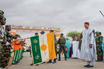 Fête de l'Indépendance et de l'Arbre : le Président Bazoum à Tillabéri pour la commémoration du 62e anniversaire de l'indépendance du Niger
