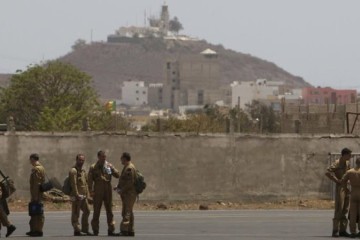 Fin d’une ère : la France plie bagage au Sénégal, mettant un terme à 150 ans de présence militaire en Afrique de l’Ouest   